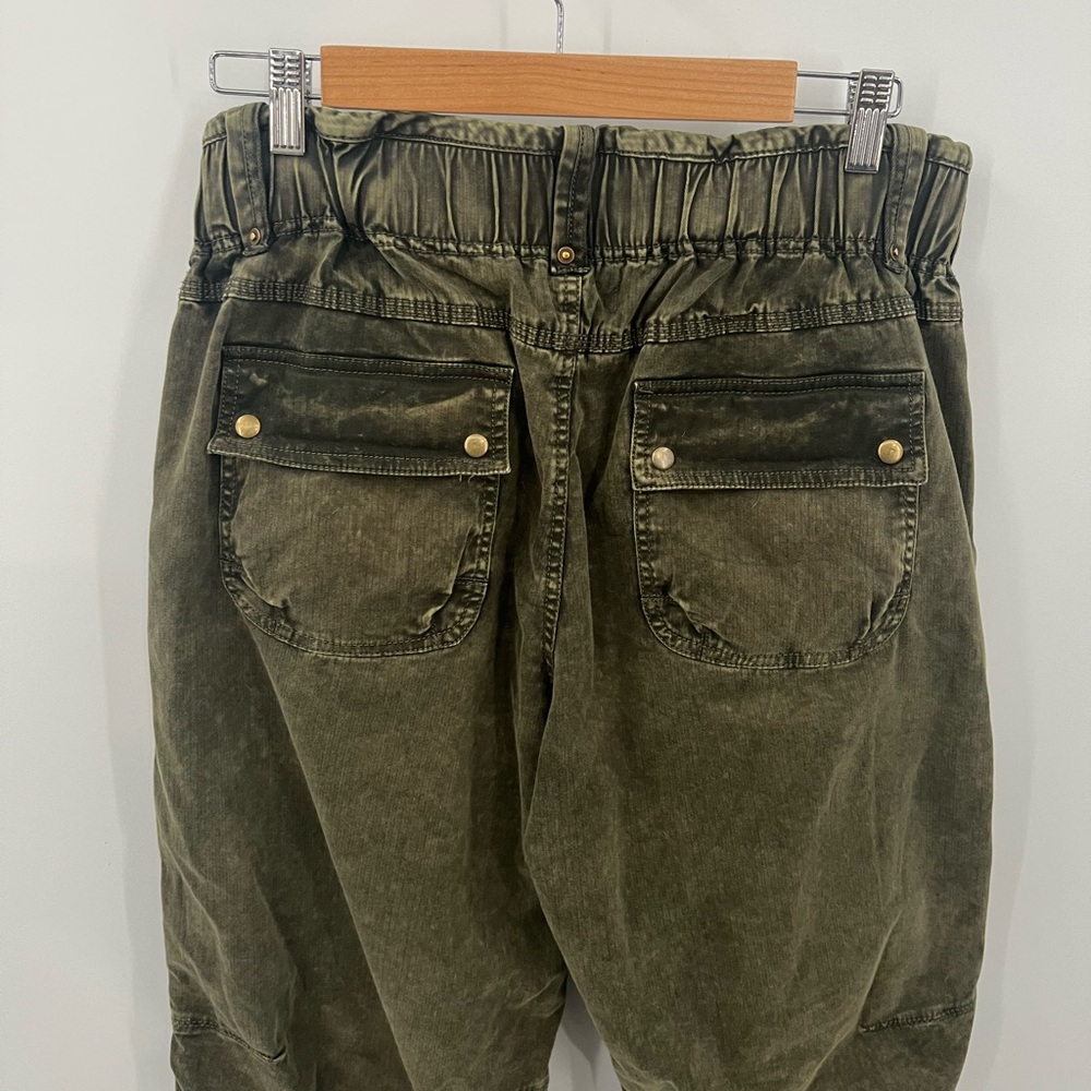 Free People Can’t Compare olive green slouch pants - Picture 7 of 14